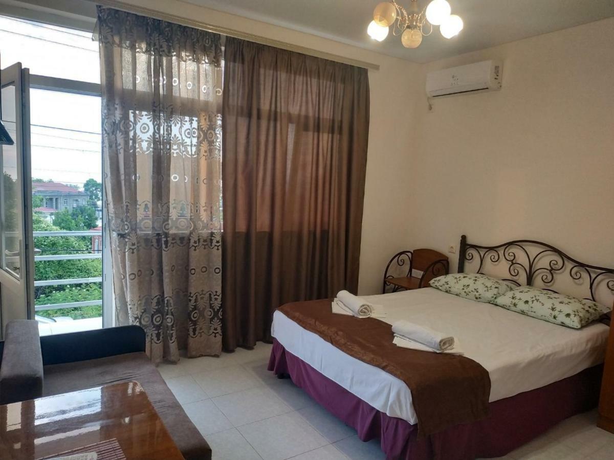 Guest House U Antoniny Gagra Oda fotoğraf